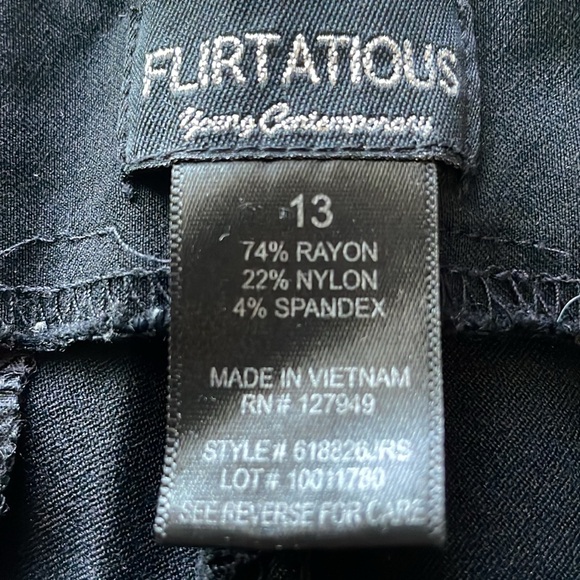 Flirtatious black slacks. Women's 13. Rayon/Nylon/Spandex blend. Stretchy/comfy! - Picture 4 of 5